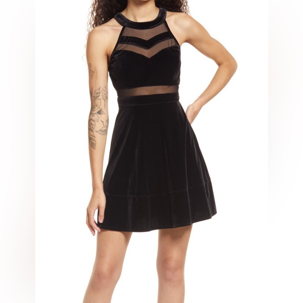 LNL Mesh Insert Halter Neck Black Velvet Minidress - Size Medium